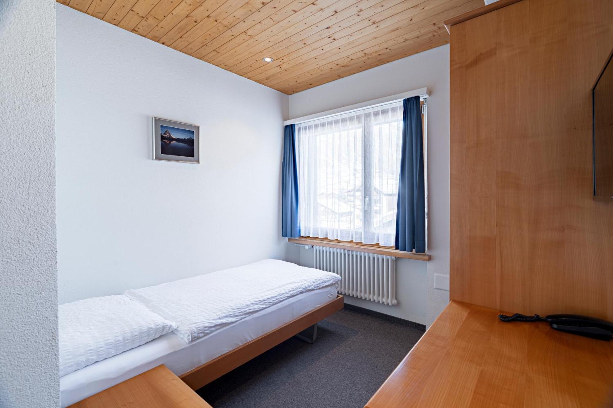 Hotel Parnass Церматт Экстерьер фото