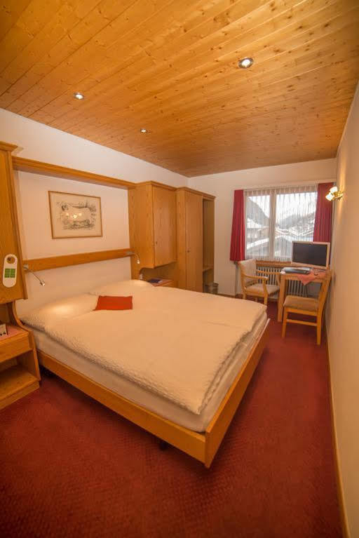 Hotel Parnass Церматт Экстерьер фото