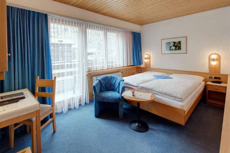 Hotel Parnass Церматт Экстерьер фото